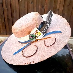 Brand New Turquoise Pony Dusty Rose Fashion Hat